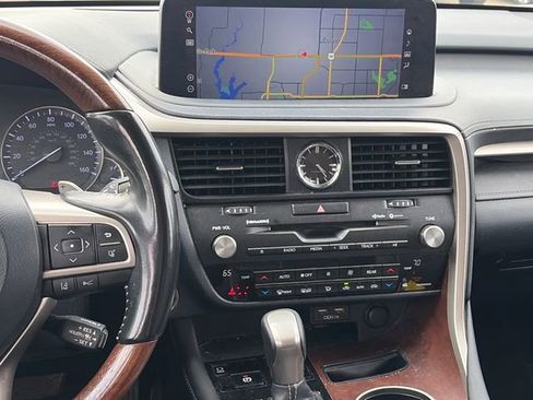 Used 2021 Lexus RX 350L Premium w/ Premium Package image 15