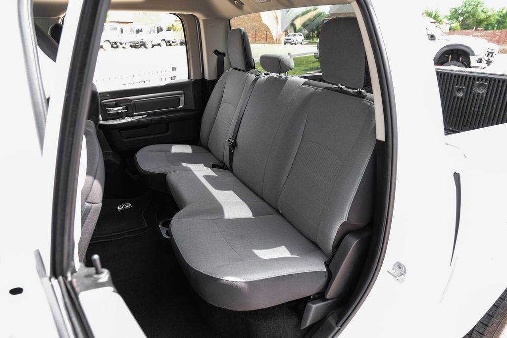 Used 2022 RAM 1500 Classic SLT RWD image 37