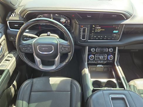 Used 2023 GMC Yukon Denali w/ Advanced Technology Package AWD/4WD image 14