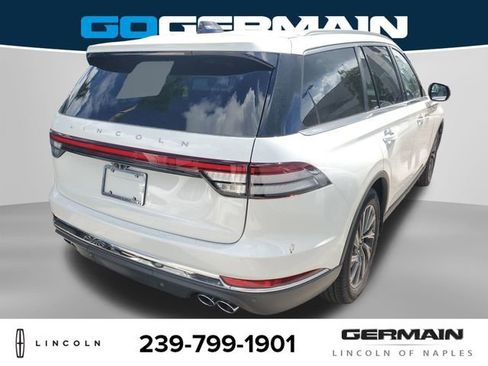 New 2025 Lincoln Aviator Premiere w/ Equipment Group 101A image 8
