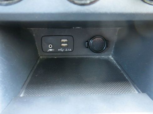 Used 2020 Subaru Impreza 2.0i Sport AWD/4WD image 29