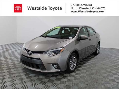 Used 2015 Toyota Corolla LE FWD image 1