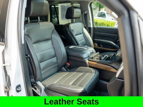 Used 2020 GMC Yukon Denali w/ Denali Ultimate Package AWD/4WD image 9