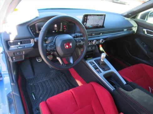 Used 2025 Honda Civic Type R image 15