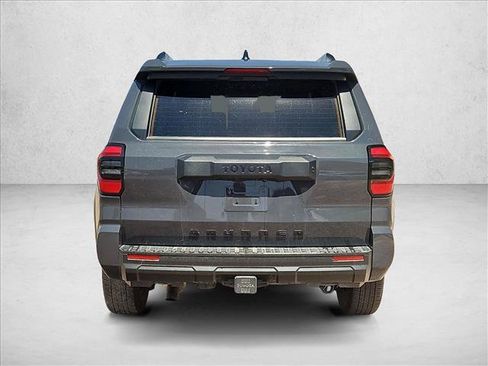 Used 2025 Toyota 4Runner SR5 AWD/4WD image 7