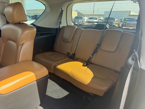 Used 2017 INFINITI QX80 Signature Edition RWD image 17