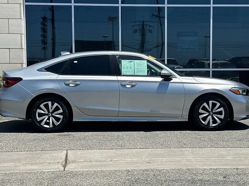 Used 2025 Honda Civic LX image 3
