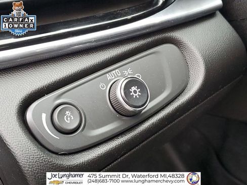 Used 2017 Chevrolet Volt Premier image 35