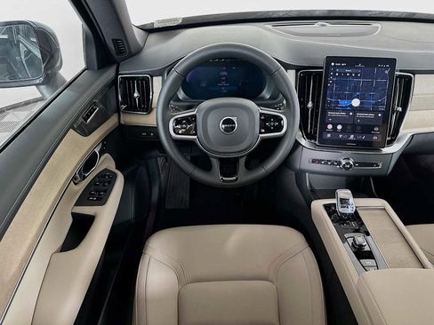 New 2025 Volvo XC90 T8 Plus w/ Protection Package Premier image 21