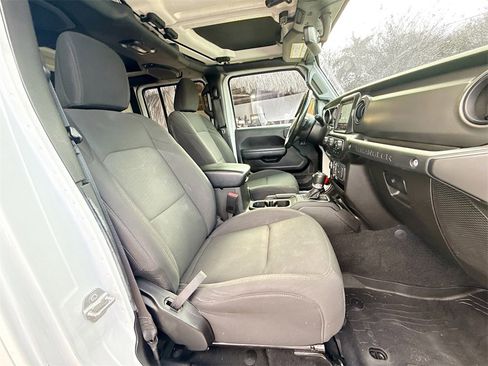 Used 2022 Jeep Wrangler Unlimited Sport S image 30