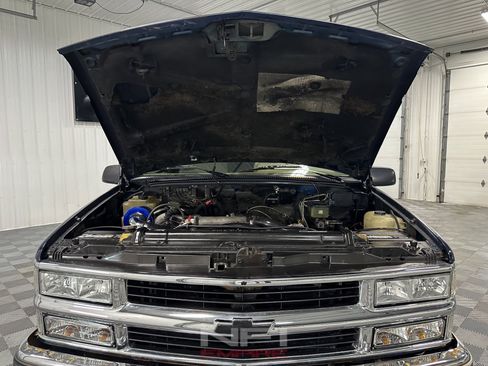 Used 1993 Chevrolet Silverado 3500 4x4 Extended Cab image 43