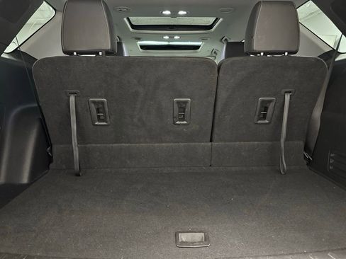 Used 2021 Chevrolet Traverse Premier image 14