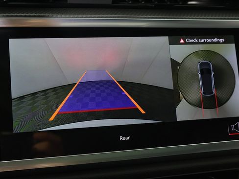 Used 2024 Audi Q3 2.0T Premium Plus w/ Premium Plus Package image 47