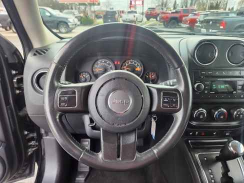 Used 2014 Jeep Patriot Latitude image 6