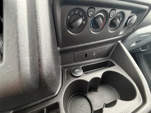 Used 2015 Ford Transit 150 XLT image 47