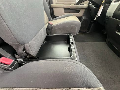 Used 2011 RAM 1500 Big Horn image 29