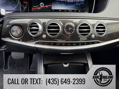 Used 2017 Mercedes-Benz S 550 Sedan w/ Premium Package image 21