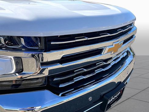 Used 2021 Chevrolet Silverado 1500 LTZ w/ LTZ Convenience Package II AWD/4WD image 29