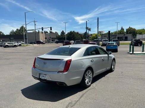 Used 2018 Cadillac XTS Luxury AWD/4WD image 3