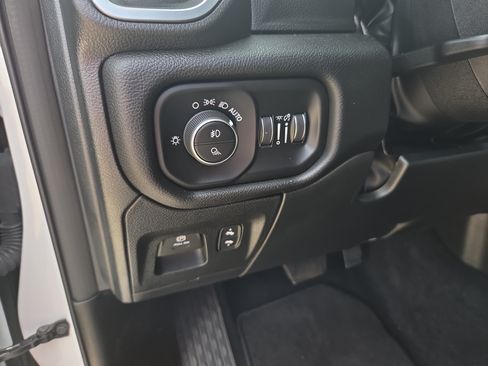 Used 2026 RAM 1500 Lone Star AWD/4WD image 17