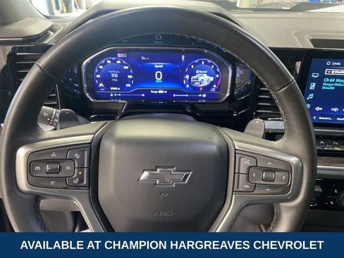 Used 2024 Chevrolet Silverado 1500 LT Trail Boss w/ LT Trail Boss Premium Package AWD/4WD image 15
