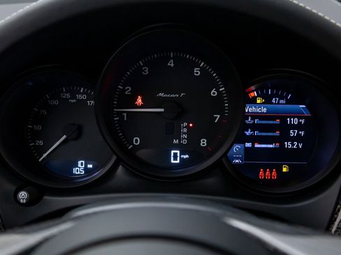 New 2026 Porsche Macan Turbo image 26