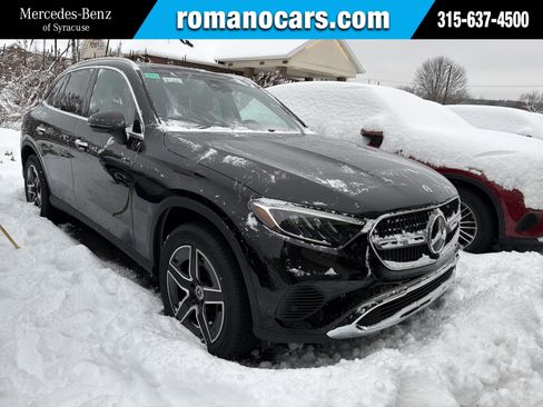 Used 2026 Mercedes-Benz GLC 300 4MATIC image 1