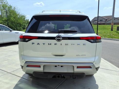 Used 2023 Nissan Pathfinder SL w/ SL Premium Package AWD/4WD image 6