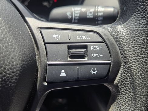 Certified 2023 Honda HR-V LX image 24
