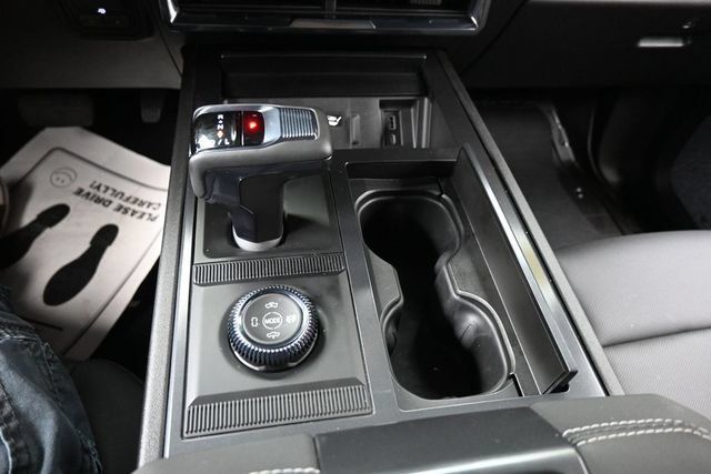 Used 2026 GMC Hummer EV 4x4 Crew Cab w/ Carbon Fiber Edition Package image 11