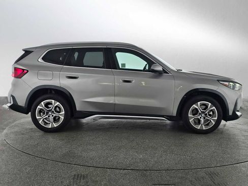 Used 2025 BMW X1 xDrive28i AWD/4WD image 2