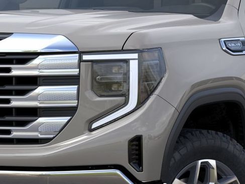 New 2026 GMC Sierra 1500 SLE AWD/4WD image 10