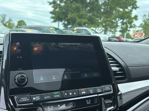 Used 2024 Honda Odyssey Elite image 22