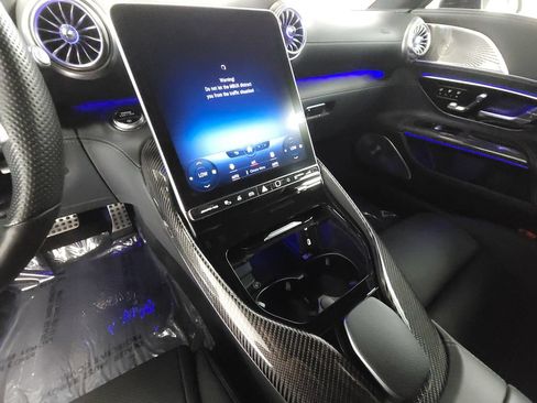 Used 2022 Mercedes-Benz SL 63 AMG 4MATIC image 16