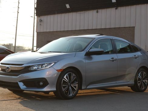 Used 2016 Honda Civic EX-L image 16