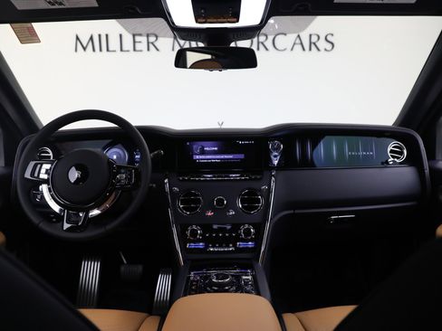New 2026 Rolls-Royce Cullinan image 38