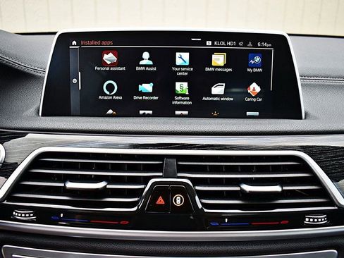 Used 2022 BMW 740i RWD image 30