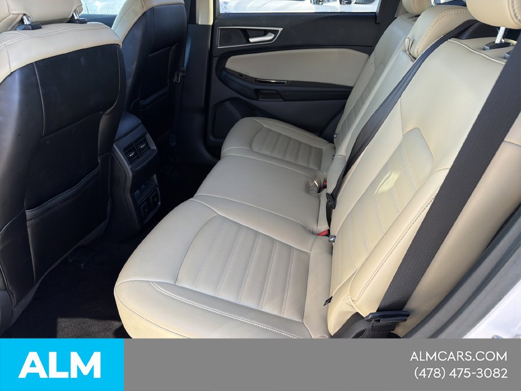 Used 2019 Ford Edge SEL w/ Equipment Group 201A FWD image 22