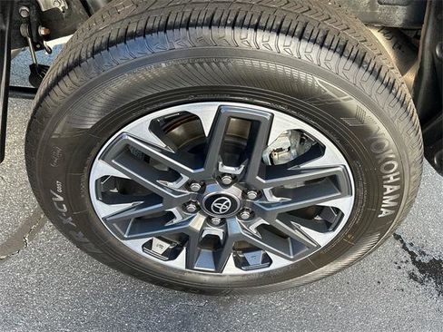 Certified 2025 Toyota Tundra Limited image 23