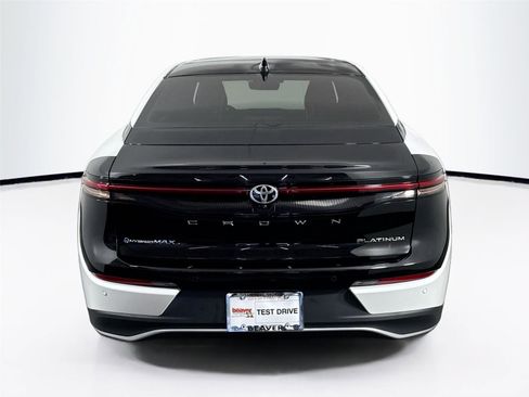 Certified 2024 Toyota Crown Platinum AWD/4WD image 12