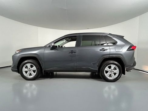 Used 2021 Toyota RAV4 XLE image 4