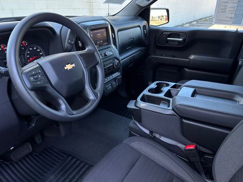 Certified 2025 Chevrolet Silverado 1500 Custom image 10