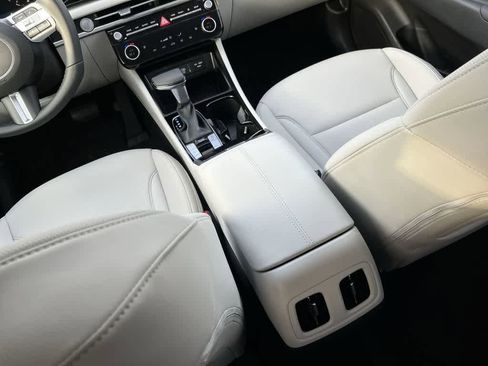 New 2025 Hyundai Tucson SEL image 19