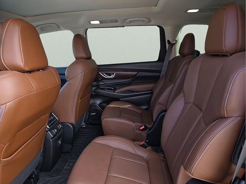 Certified 2025 Subaru Ascent Touring image 11