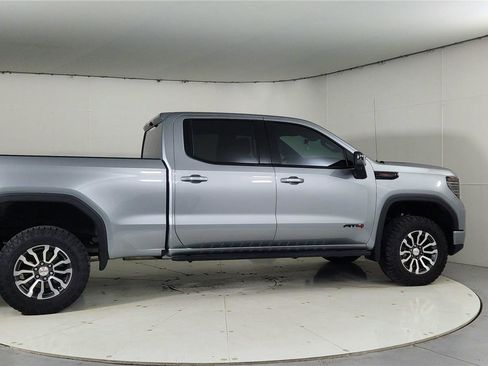 Used 2023 GMC Sierra 1500 AT4 w/ Technology Package image 7