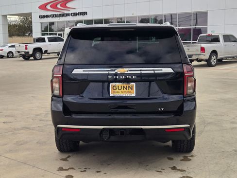 Used 2021 Chevrolet Tahoe LT w/ LT Signature Package image 4