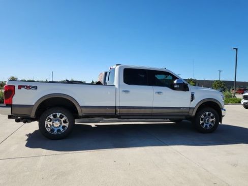 Used 2021 Ford F350 King Ranch w/ King Ranch Ultimate Package AWD/4WD image 2