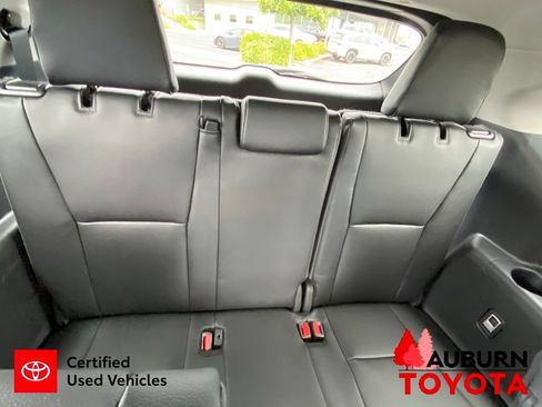 Certified 2024 Toyota Highlander XLE AWD/4WD image 25