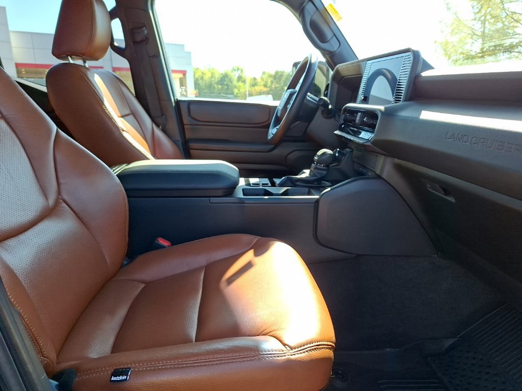 Used 2024 Toyota Land Cruiser 1958 AWD/4WD image 31