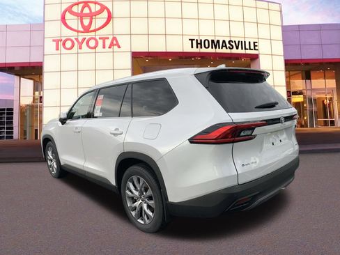 New 2024 Toyota Grand Highlander Limited image 7